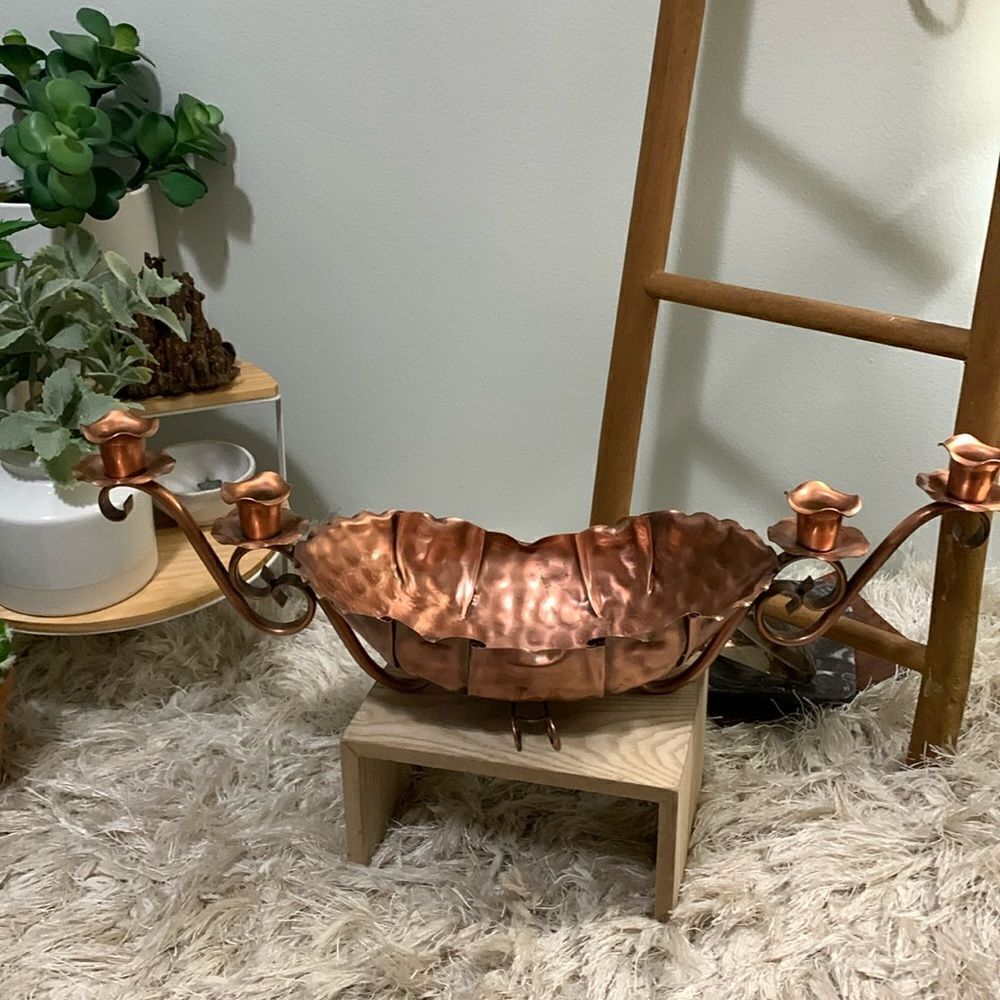 Gregorian USA Hammered Copper Centerpiece Bowl With 4 Candle Holders Vintage